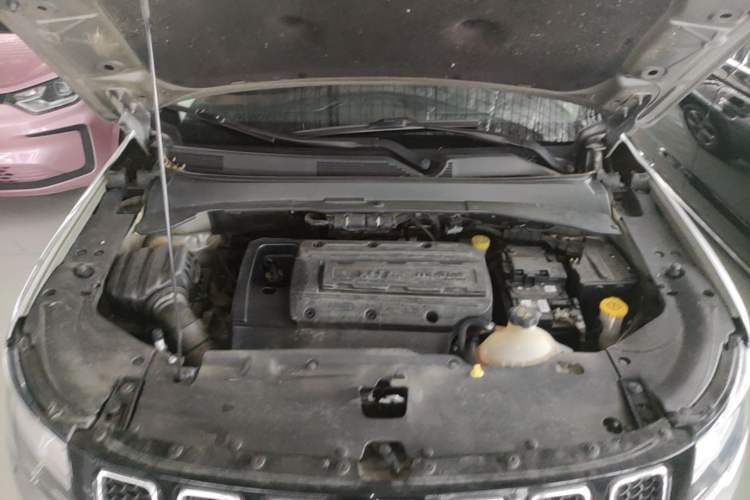 Used Jeep Compass 2017 200T Automatic Family Edition Engine Bay