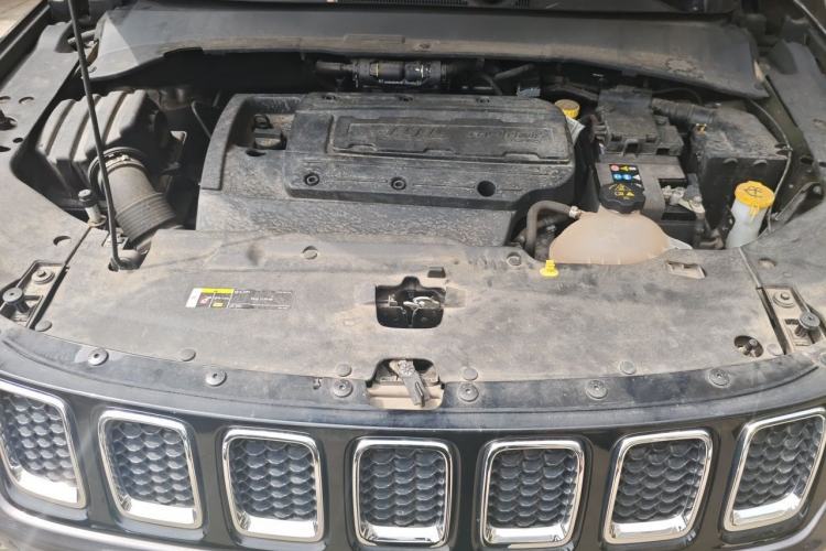 Used Jeep Compass 2017 200T Automatic Enjoyment Version Engine Bay
