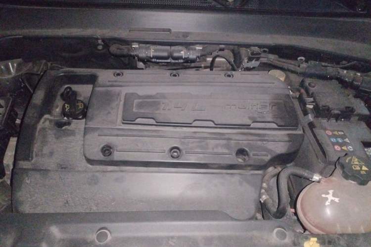 Used Jeep Compass 2017 200T Automatic Family Edition Engine Bay