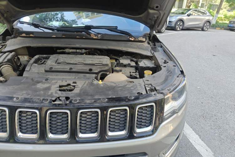 Used Jeep Compass 2017 200T Automatic Prestige Edition Engine Bay Left