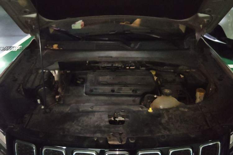 Used Jeep Compass 2017 200T Automatic Prestige Edition Engine Bay