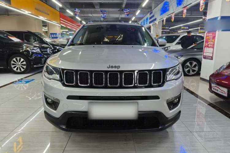Used Jeep Compass 2017 200T Automatic Comfort Edition Exterior 1