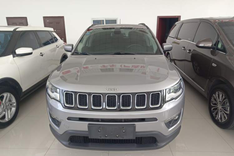 Used Jeep Compass 2017 200T Automatic Family Edition Exterior 1
