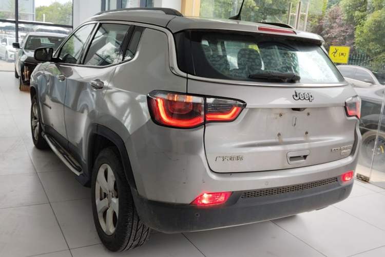 Used Jeep Compass 2017 200T Automatic Family Edition Exterior 2