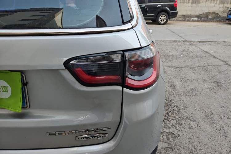 Used Jeep Compass 2017 200T Automatic Family Edition Exterior 3