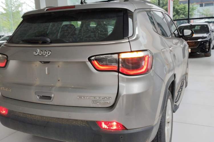 Used Jeep Compass 2017 200T Automatic Family Edition Exterior 3