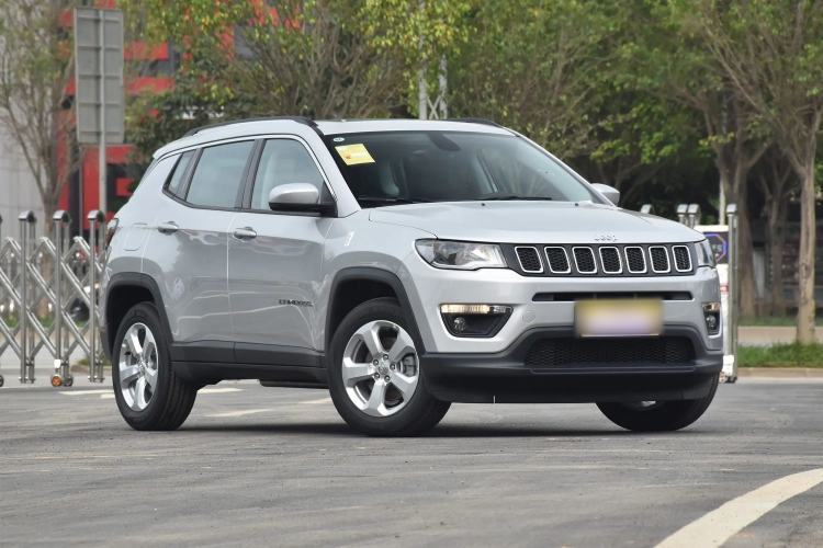 Used Jeep Compass 2017 200T Automatic Family Edition Exterior 4