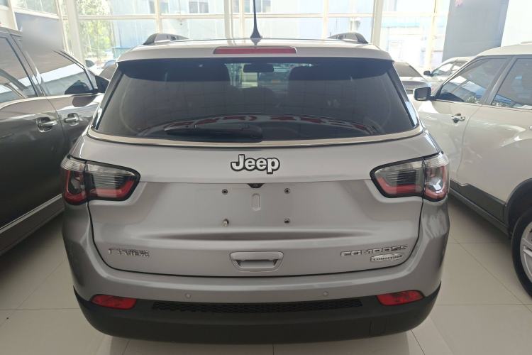 Used Jeep Compass 2017 200T Automatic Family Edition Exterior 4
