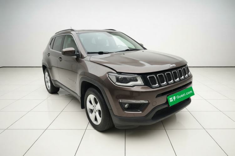Used Jeep Compass 2017 200T Automatic Enjoyment Version Front Right 45 Deg