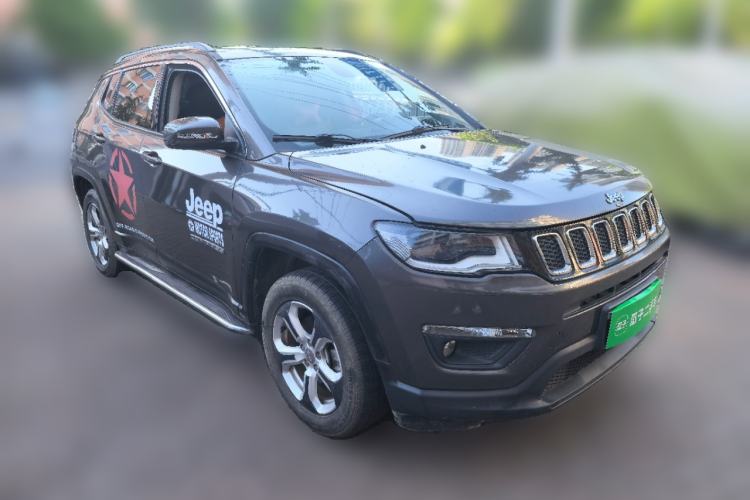 Used Jeep Compass 2017 200T Automatic Family Edition Front Right 45 Deg