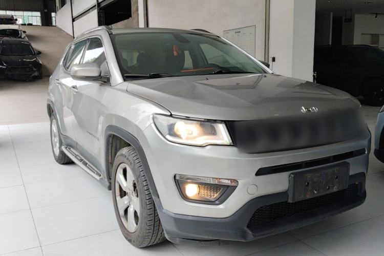 Used Jeep Compass 2017 200T Automatic Family Edition Front Right 45 Deg