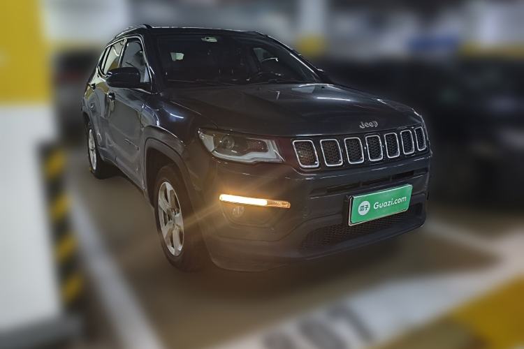 Used Jeep Compass 2017 200T Automatic Family Edition Front Right 45 Deg