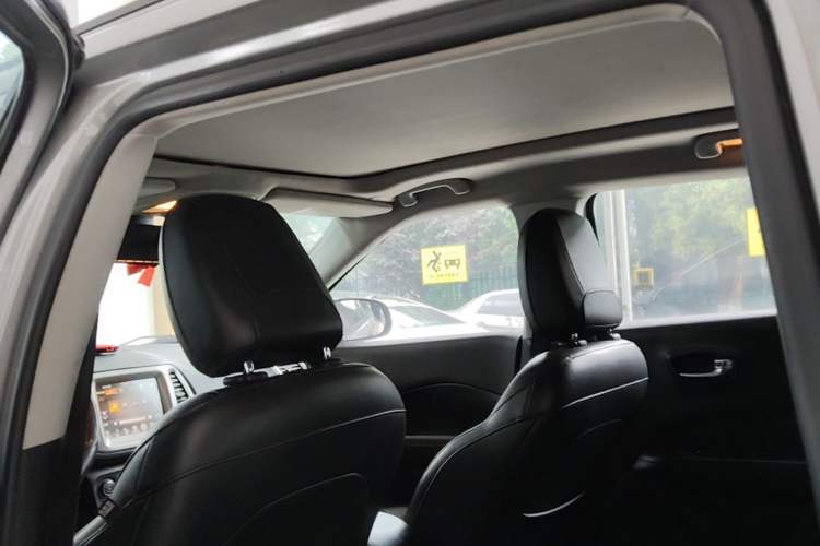Used Jeep Compass 2017 200T Automatic Family Edition Headliner