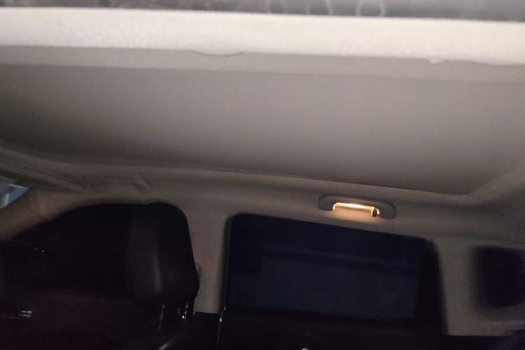 Used Jeep Compass 2017 200T Automatic Prestige Edition Headliner