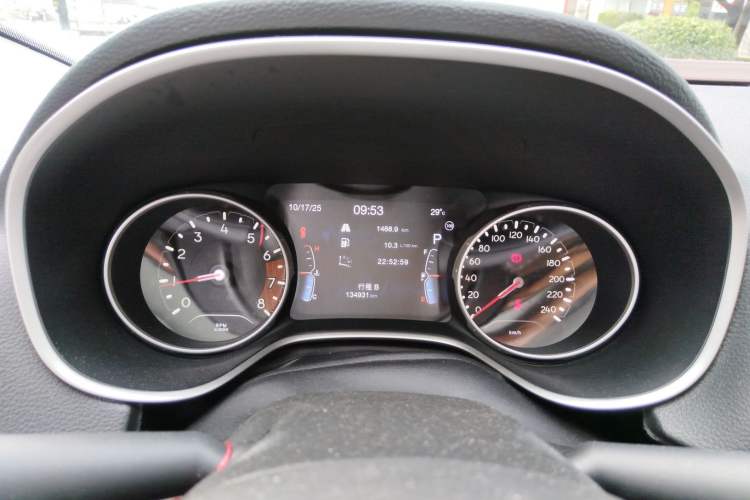 Used Jeep Compass 2017 200T Automatic Family Edition Instrument Cluster