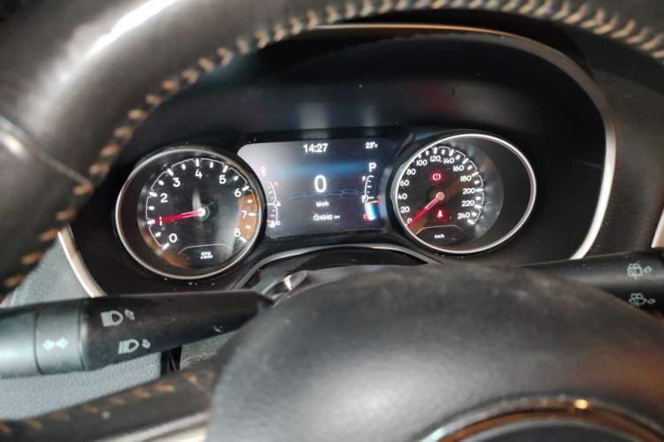 Used Jeep Compass 2017 200T Automatic Family Edition Instrument Cluster