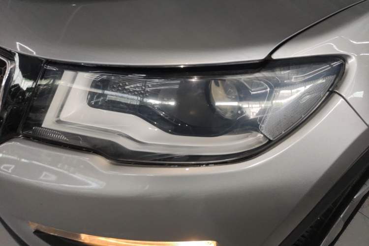 Used Jeep Compass 2017 200T Automatic Family Edition Left Front Headlight