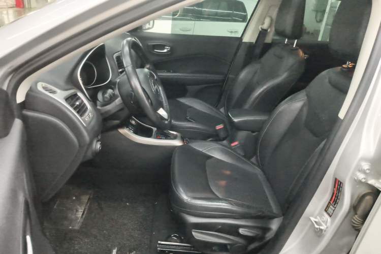 Used Jeep Compass 2017 200T Automatic Family Edition Left Front Seat