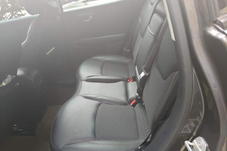 Used Jeep Compass 2017 200T Automatic Enjoyment Version Left Rear Seat