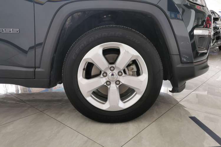 Used Jeep Compass 2017 200T Automatic Family Edition Left Rear Wheel Hub