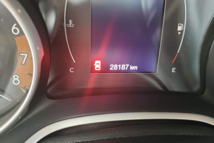 Used Jeep Compass 2017 200T Automatic Enjoyment Version Odometer Close Up