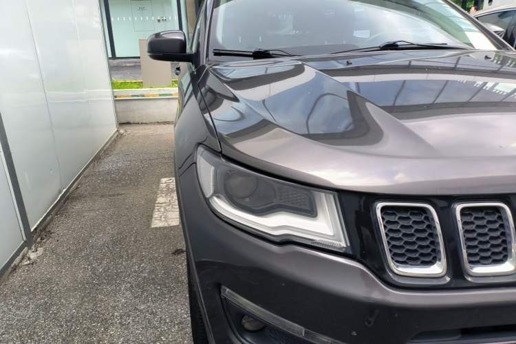 Used Jeep Compass 2017 200T Automatic Family Edition Right Front Headlight