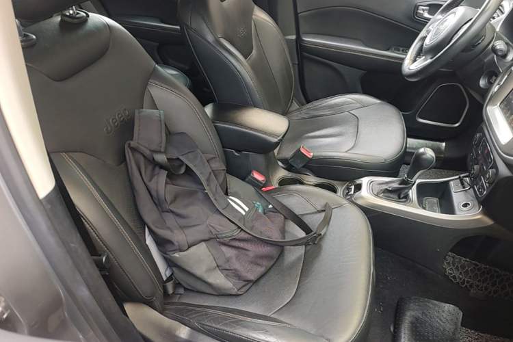 Used Jeep Compass 2017 200T Automatic Family Edition Right Front Seat