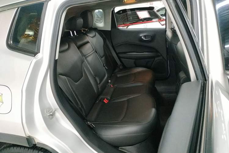 Used Jeep Compass 2017 200T Automatic Family Edition Right Rear Seat