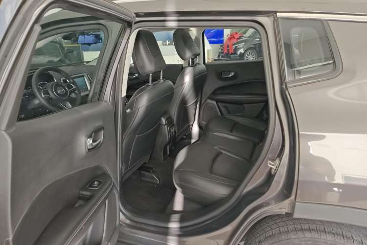 Used Jeep Compass 2017 200T Automatic Family Edition Right Rear Seat