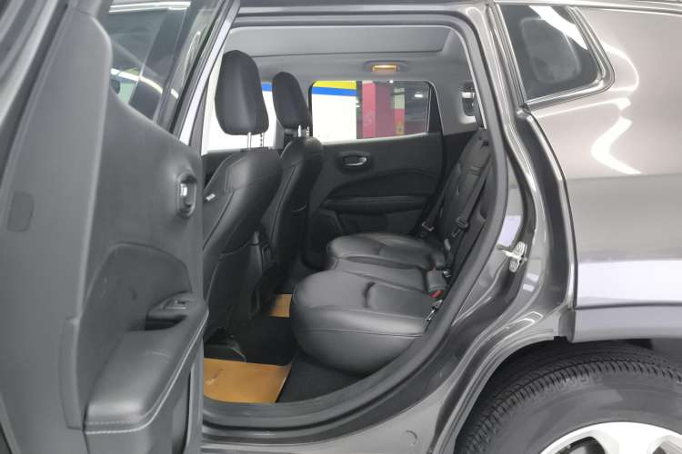 Used Jeep Compass 2017 200T Automatic Family Edition Right Rear Seat
