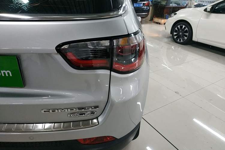 Used Jeep Compass 2017 200T Automatic Family Edition Right Rear Taillight