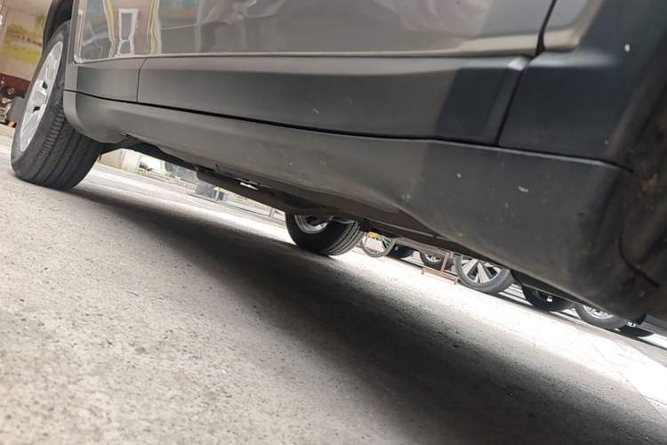 Used Jeep Compass 2017 200T Automatic Family Edition Right Side Sill