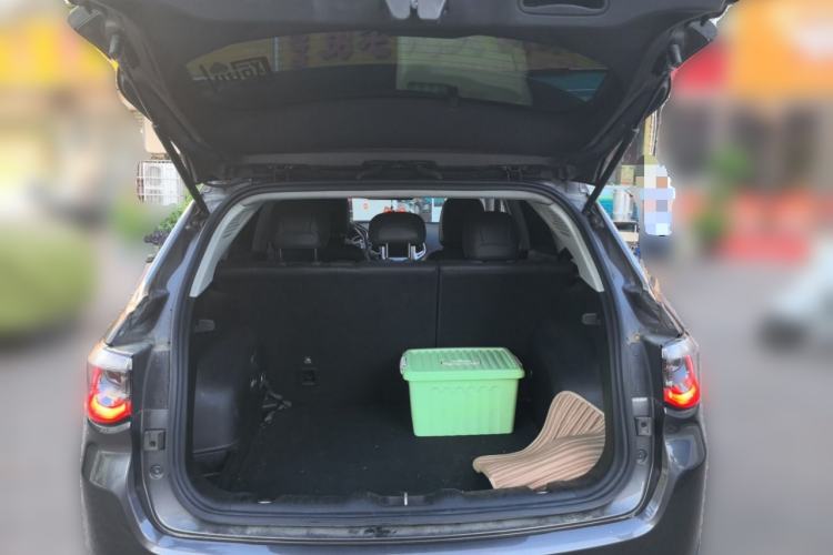 Used Jeep Compass 2017 200T Automatic Family Edition Trunk
