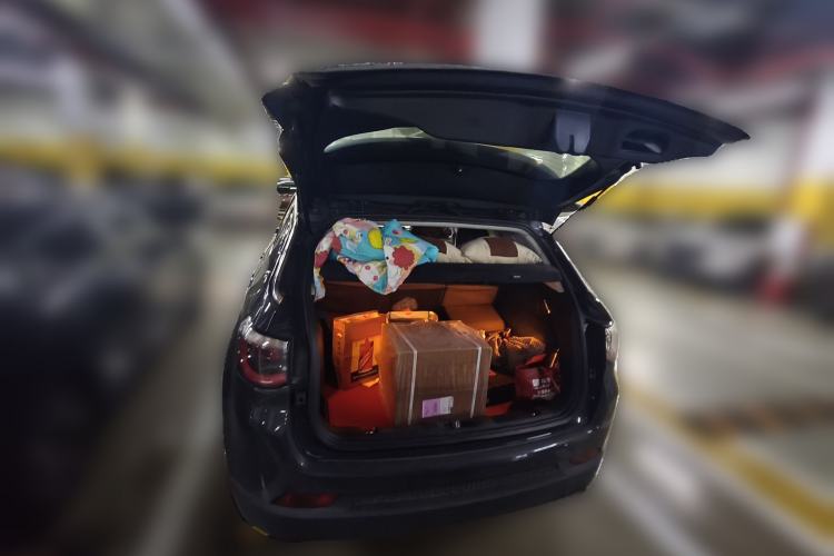 Used Jeep Compass 2017 200T Automatic Family Edition Trunk
