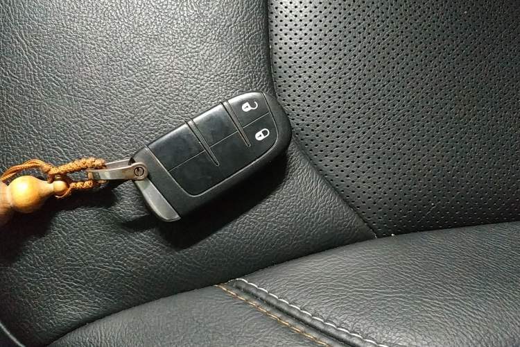Used Jeep Compass 2017 200T Automatic Family Edition Vehicle Key