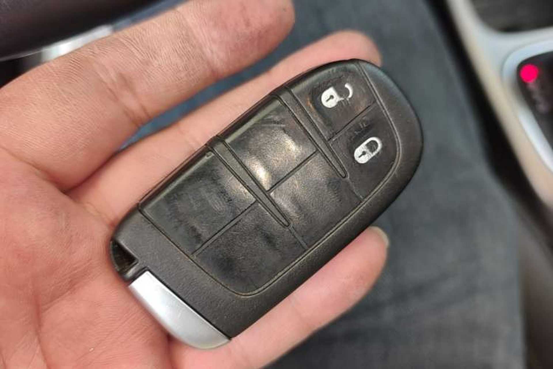 Used Jeep Compass 2017 200T Automatic Family Edition Vehicle Key