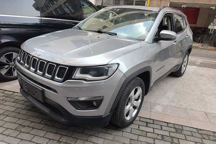 Used Jeep Compass 2017 200T Automatic Family Edition Guazi used car, China used car export, Used car for sale, Used cars, Cheapest cars for sale