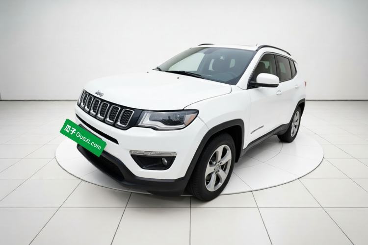Jeep Compass 2017 200T Automatic Family Edition с пробегом Guazi used car, China used car export, Used car for sale, Used cars, Cheapest cars for sale