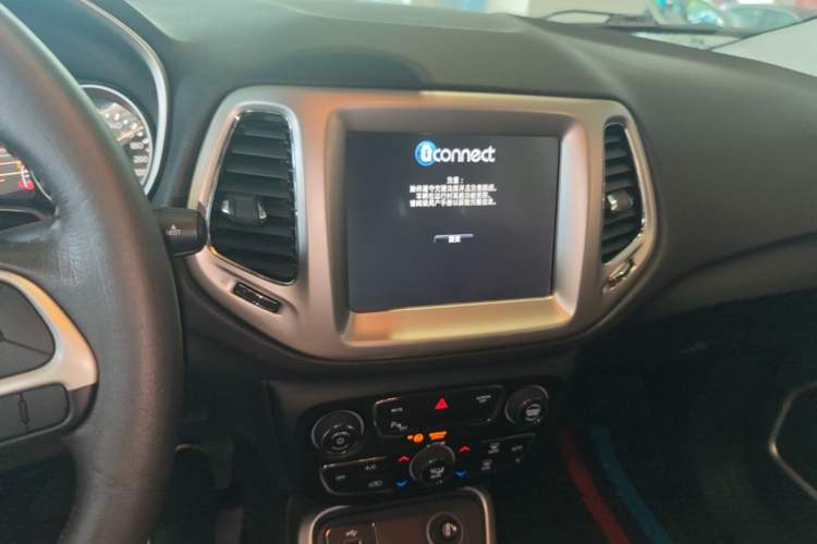 Used Jeep Compass 2017 200T Automatic Family Edition Audio And AC Panel