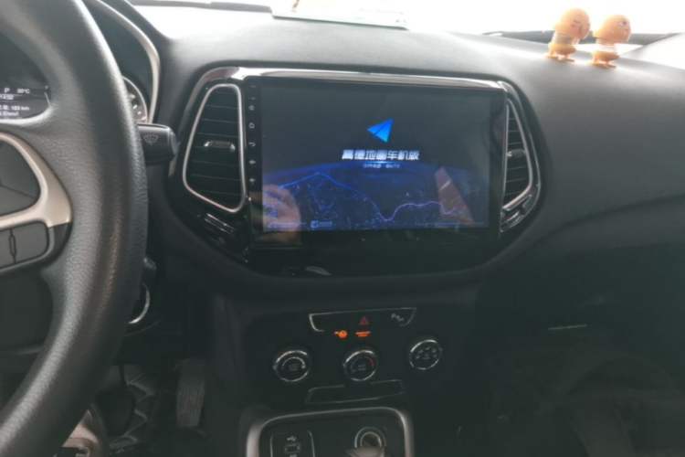 Used Jeep Compass 2017 200T Automatic Enjoyment Version Audio And AC Panel