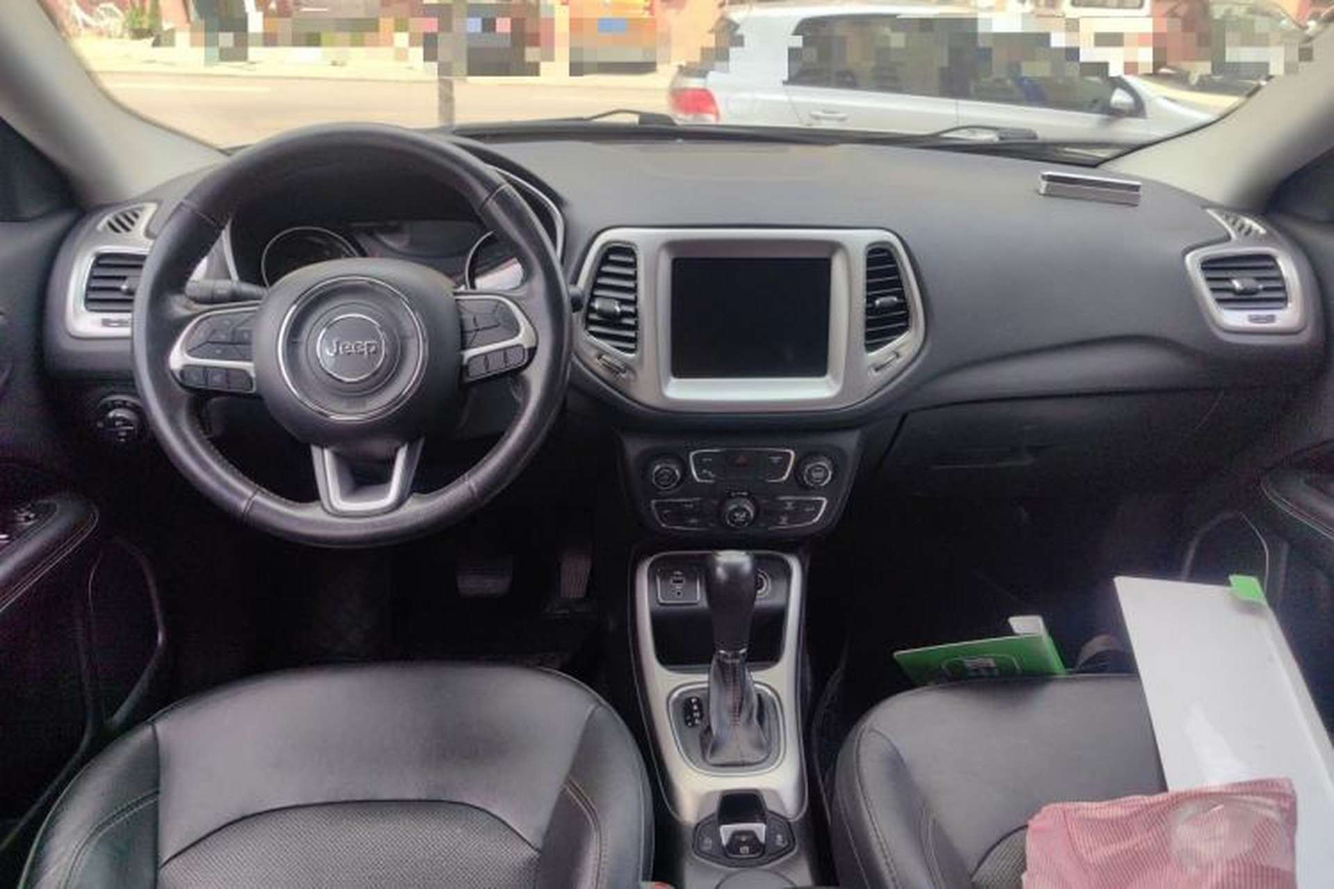 Used Jeep Compass 2017 200T Automatic Family Edition Center Console