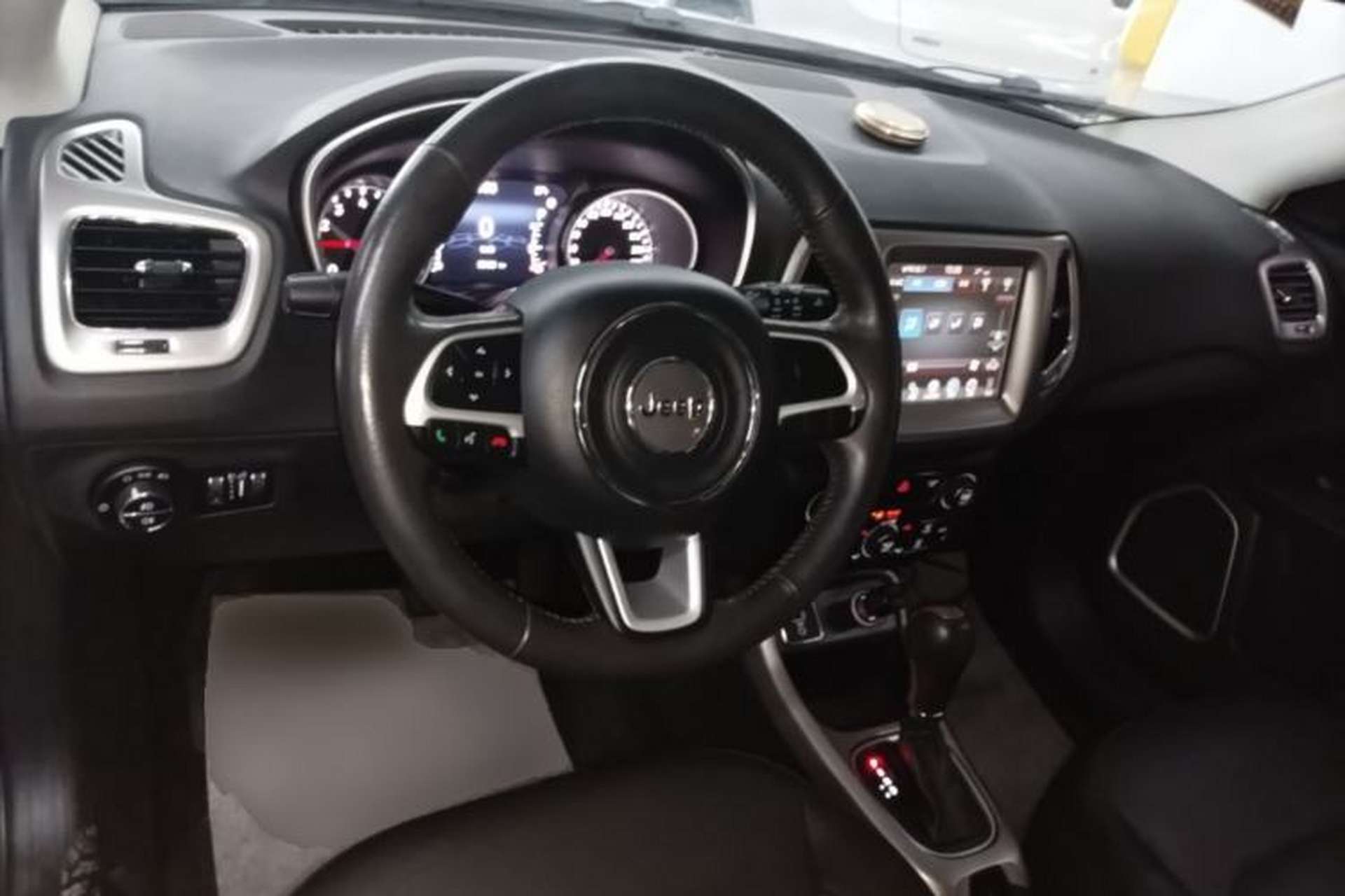 Used Jeep Compass 2017 200T Automatic Family Edition Center Console