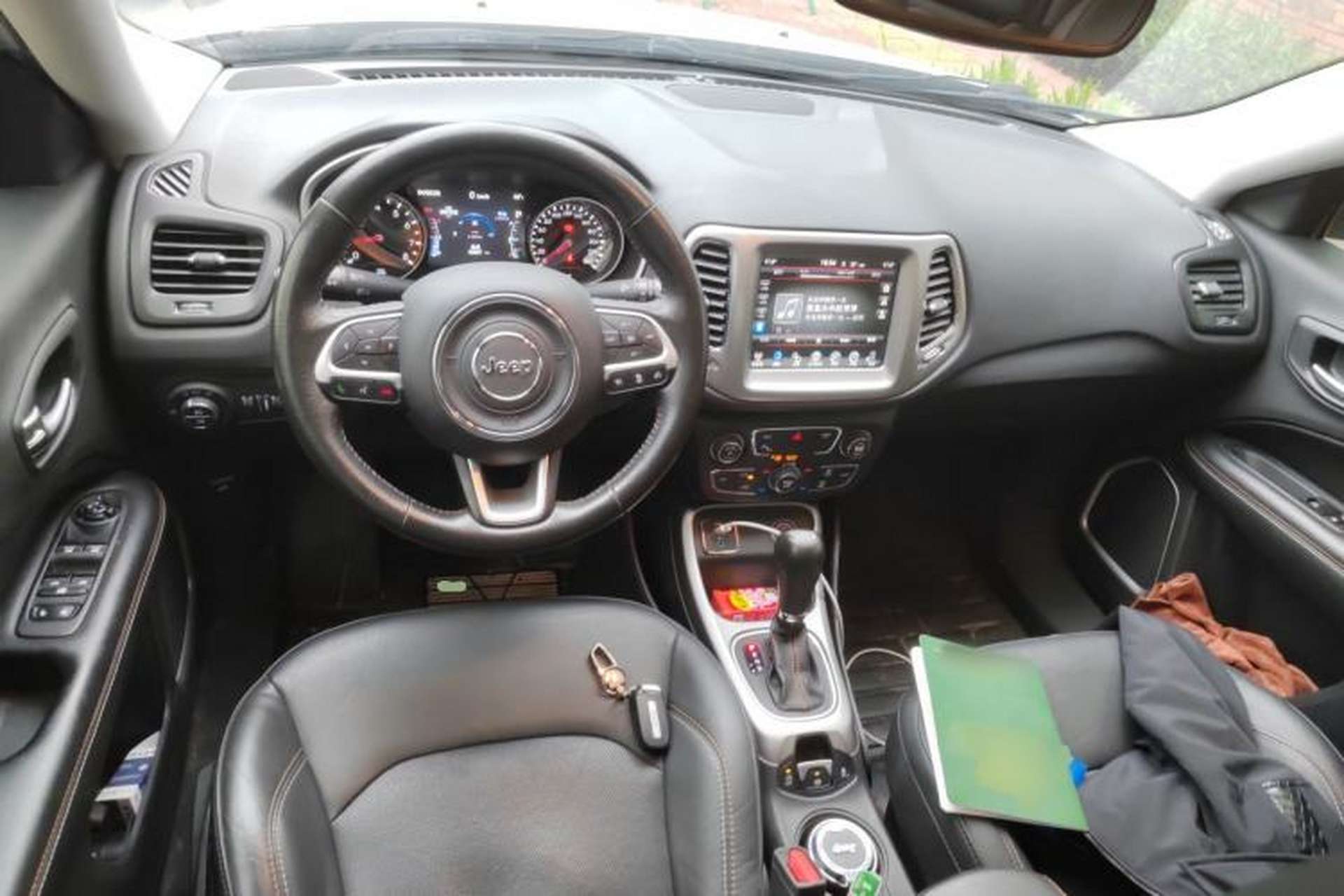 Used Jeep Compass 2017 200T Automatic Family Edition Center Console