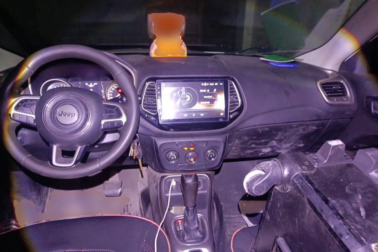 Used Jeep Compass 2017 200T Automatic Enjoyment Edition Center Console