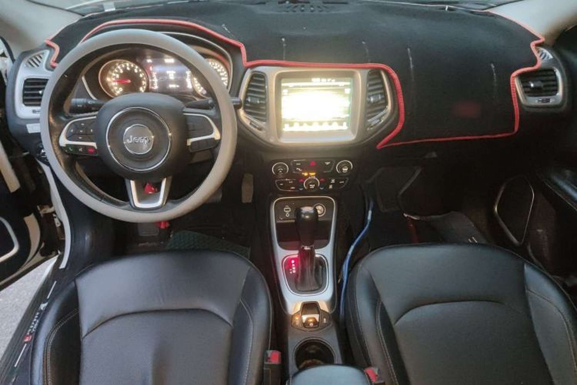 Used Jeep Compass 2017 200T Automatic Family Edition Center Console