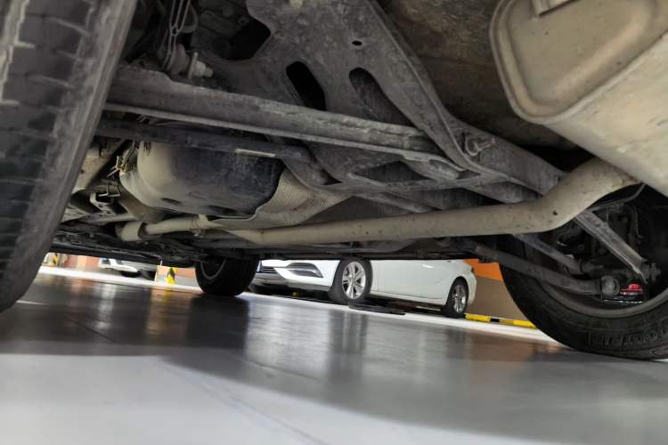 Used Jeep Compass 2017 200T Automatic Family Edition Chassis Rear Left