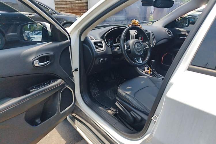 Used Jeep Compass 2017 200T Automatic Family Edition Driver Seat