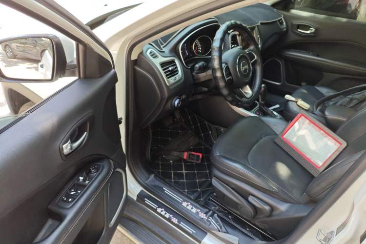 Used Jeep Compass 2017 200T Automatic Family Edition Driver Seat