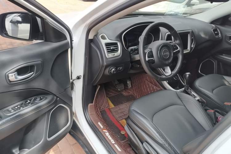 Used Jeep Compass 2017 200T Automatic Family Edition Driver Seat