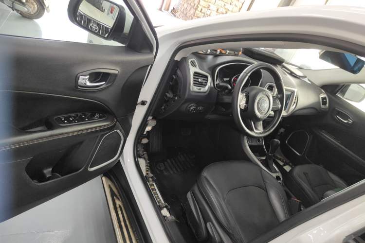 Used Jeep Compass 2017 200T Automatic Family Edition Driver Seat